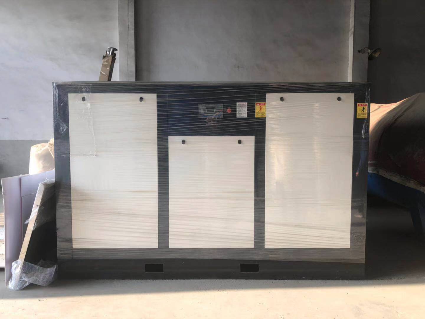 空壓機，儲氣罐，噴砂機