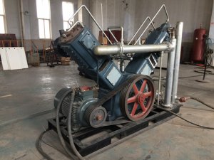 <strong>空壓機，儲氣罐，噴砂機</strong>