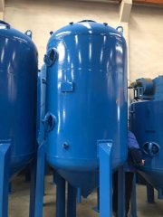 空壓機，儲氣罐，噴砂機